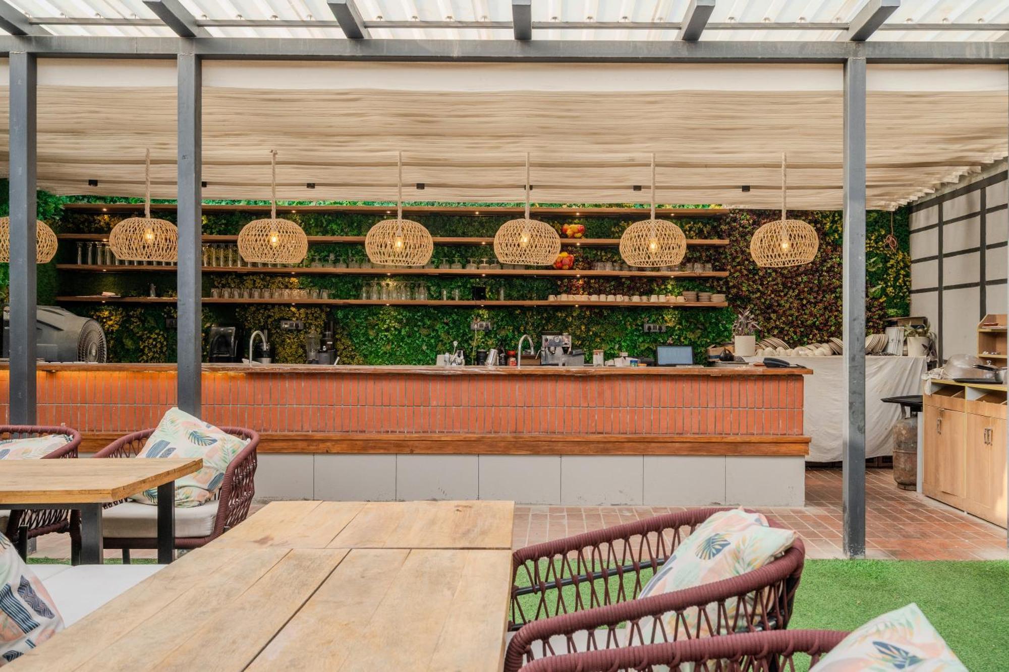 Stay Studio Hotel & Residences 구르가온 외부 사진
