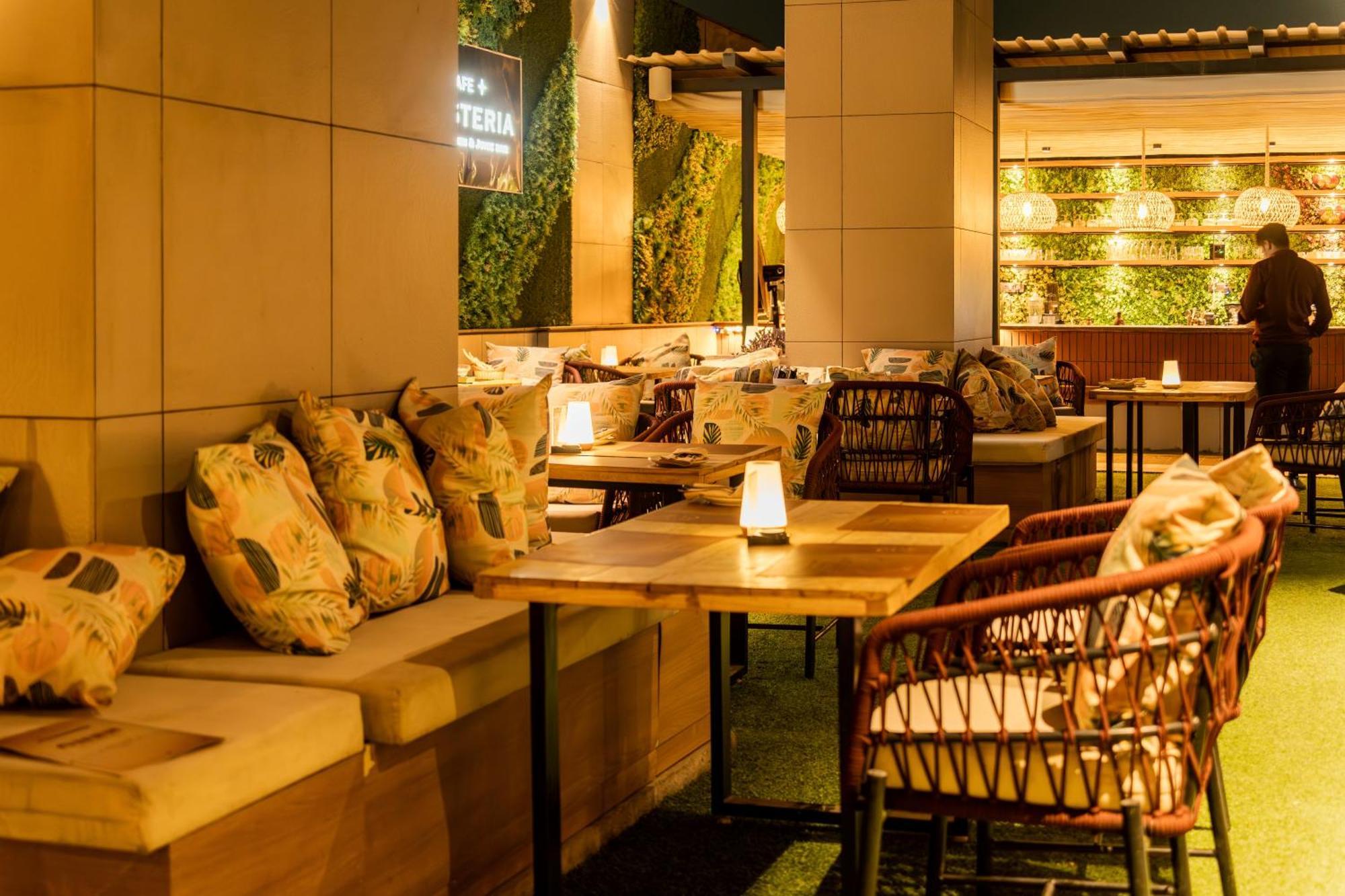 Stay Studio Hotel & Residences 구르가온 외부 사진